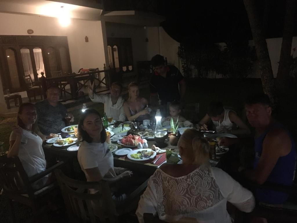 Aussie Swiss Weligama Hotel Luaran gambar