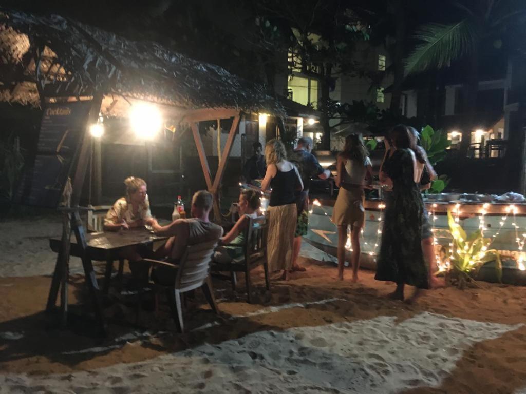 Aussie Swiss Weligama Hotel Luaran gambar