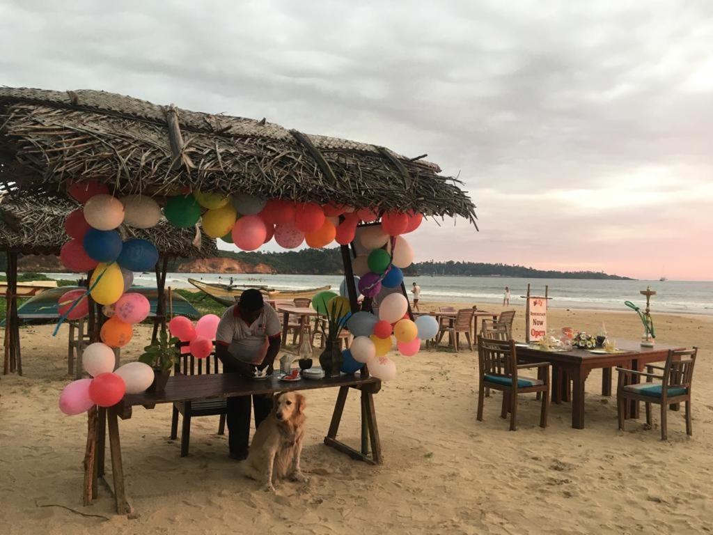 Aussie Swiss Weligama Hotel Luaran gambar